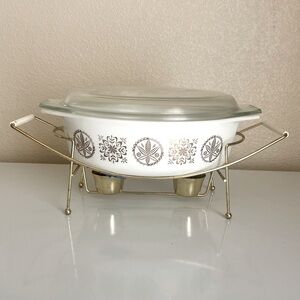 Vintage Pyrex Hex Signs Casserole Dish with Lid and Warming Rack 1960 VGUC